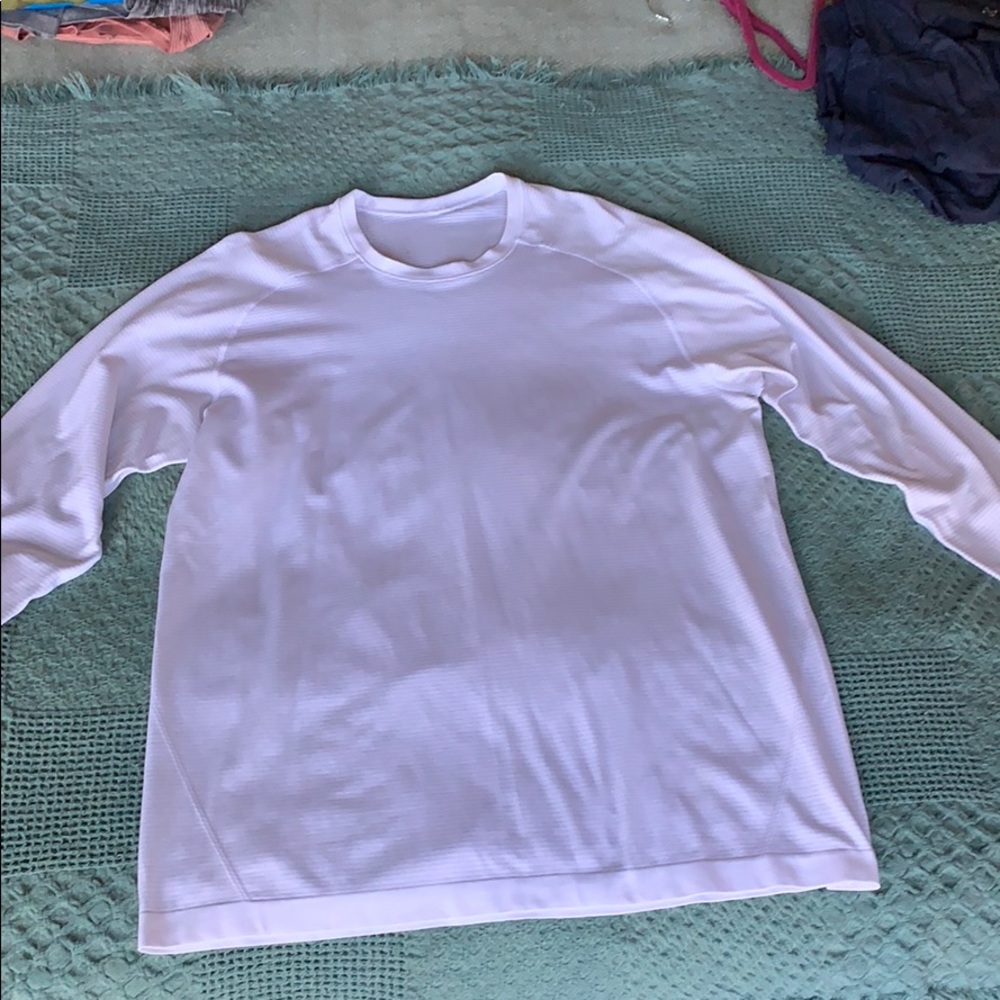 LuLuLemon athletics men’s vent tech ls XL